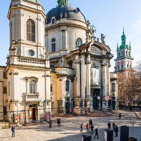 Romari ставропігійська 11 شقة