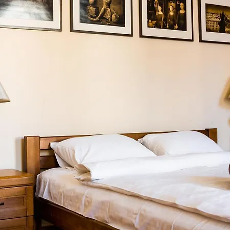 Romari ставропігійська 11 شقة