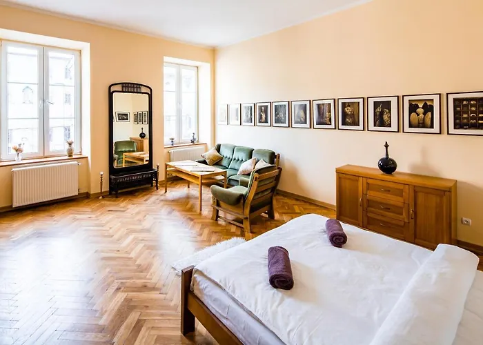 Apartamento Romari ставропігійська 11 *