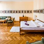 Romari ставропігійська 11 Appartamento *